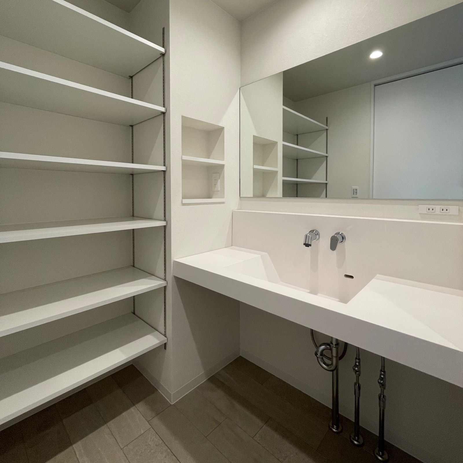 野洲市西河原 43号地